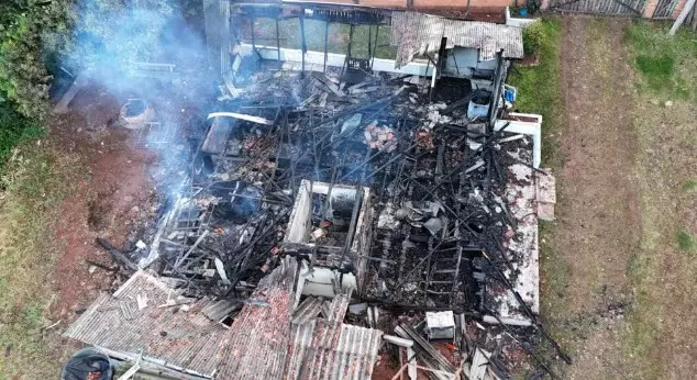 Enéas Marques: Homem ateia fogo na casa de ex-namorada 10 dias após término e é preso